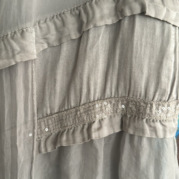 H Trend gray silk embellished asymmetrical layered hem MEDIUM made in Italy 🇮🇹 - Picture 3 of 8